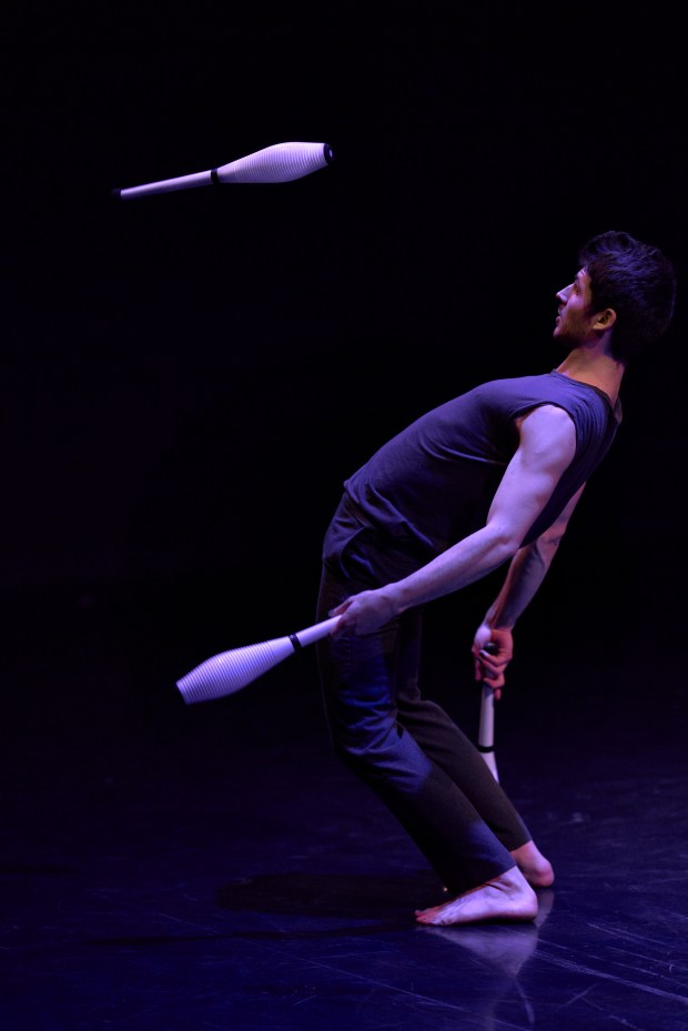 Matthes Speidel juggler juggling