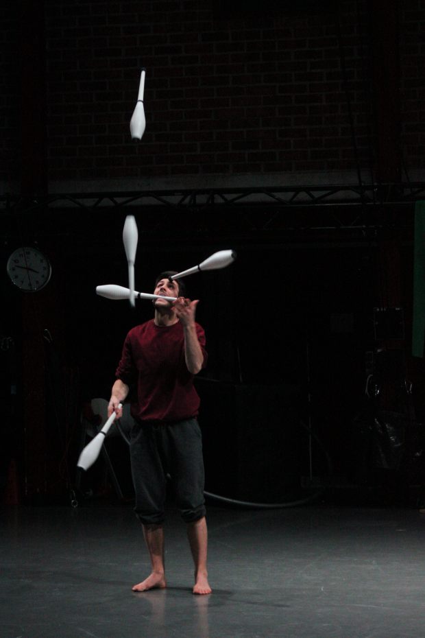 Matthes Speidel juggler juggling